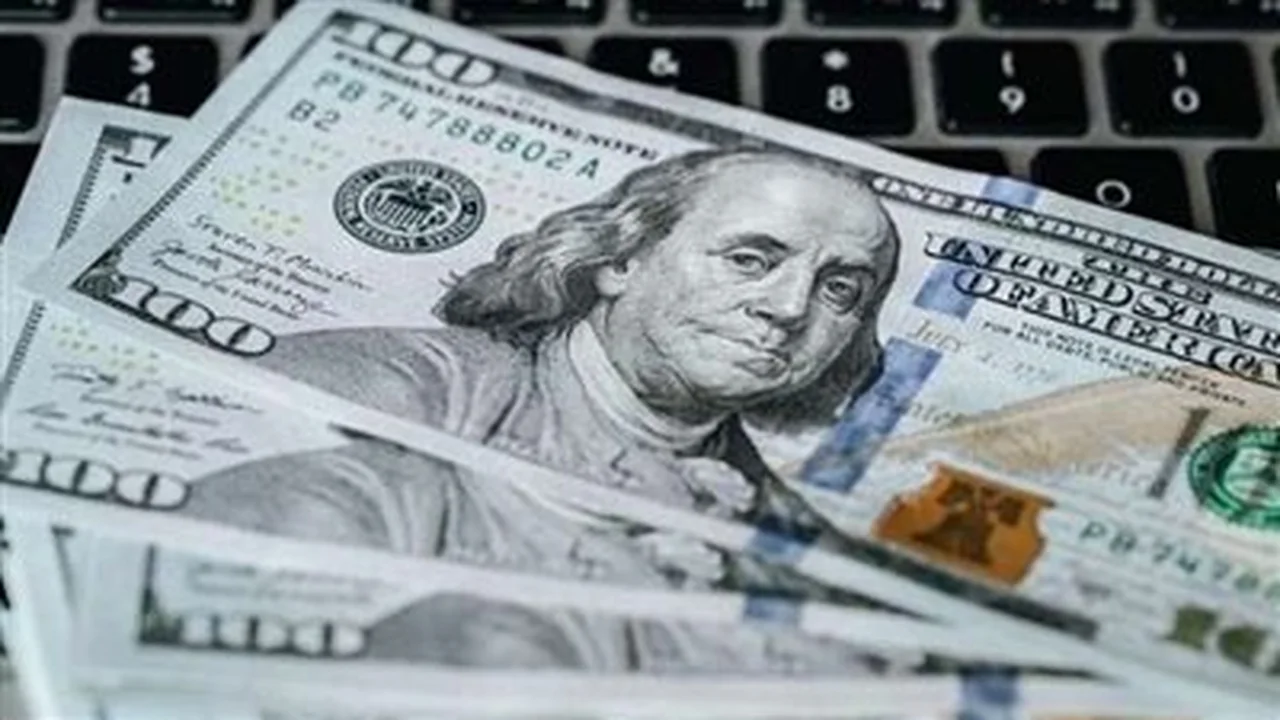 سعر الدولار في البنوك المصرية يشهد تحولات ملحوظة اليوم
